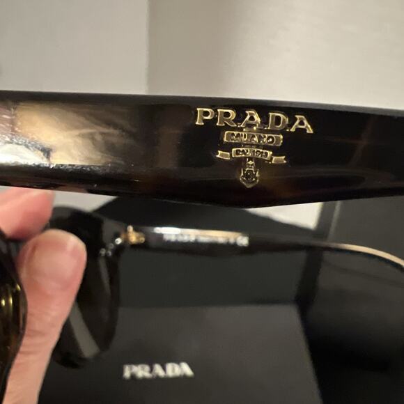 PRADA Womens Sunglasses SPR 230 56020 -2AU-6S1 140 3N main image 7